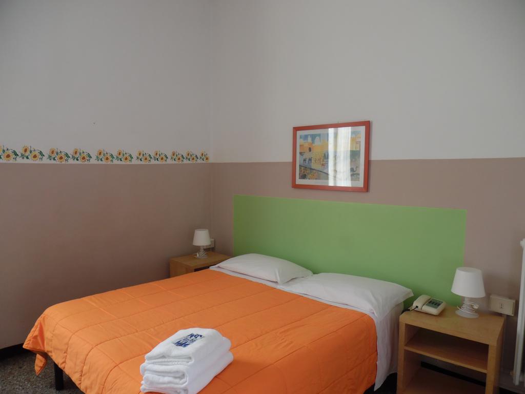 Hotel Bel Sito เจนัว ภายนอก รูปภาพ